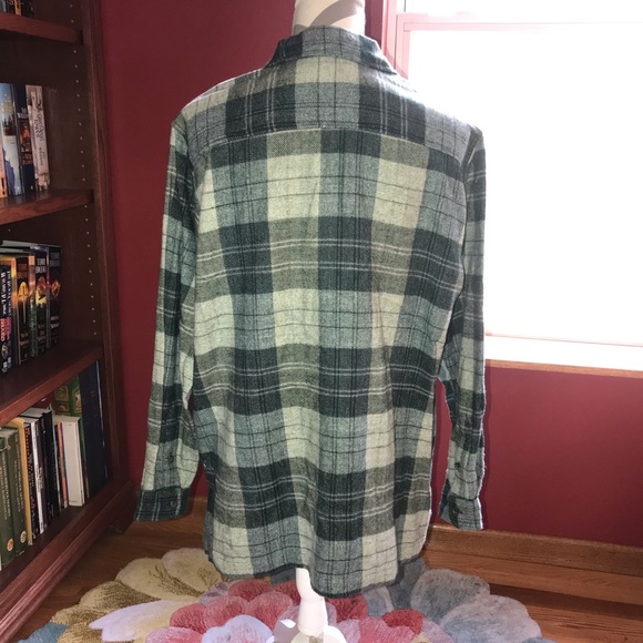 Christopher And Banks Green Flannel Size Large - Picture 3 of 5
